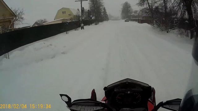 снегоход по асфальтовой дороге смотреть онлайн