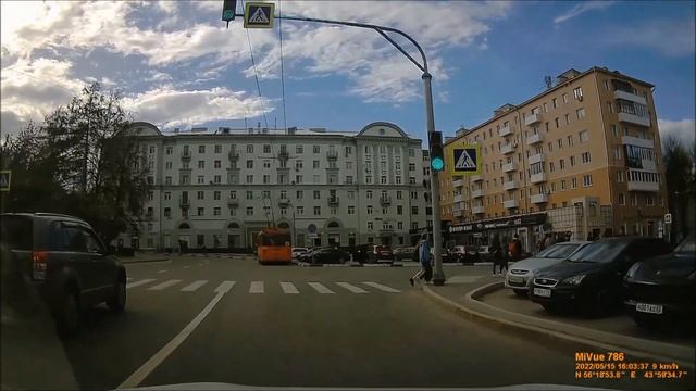Нижний Новгород. Улица Родионова - Канавинский мост - улица Карла Маркса - улица Куйбышева. смотреть онлайн