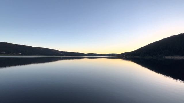 У озера.. М.С. Норбеков смотреть онлайн