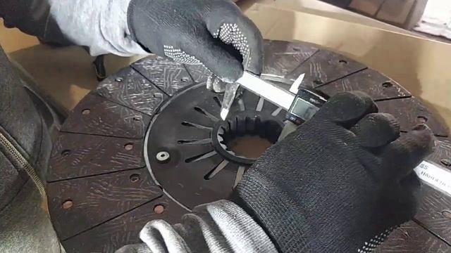 Диск сцепления ведомый трактора Т-150 (тканная и обычная накладка) - 150.21.024 смотреть онлайн