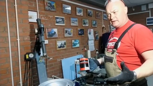 Как правильно делать монтаж колеса? Изучаем все средства: паста, гель и герметик борта