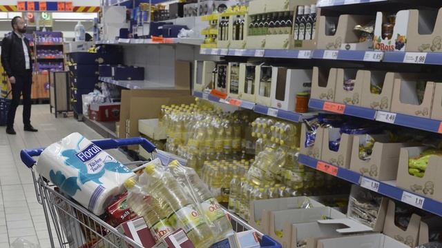 От края на света ли те е страх или от края на месеца? смотреть онлайн