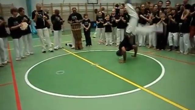 II Open Capoeira Cracovia 2010 Mundo Capoeira смотреть онлайн