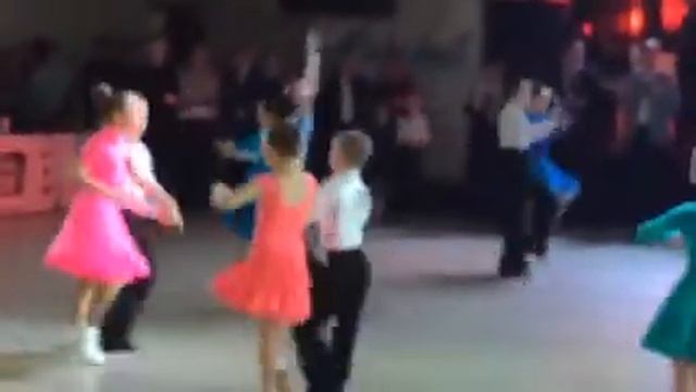 Бальные танцы Кубок Ренессанса 2018 ча-ча-ча смотреть онлайн