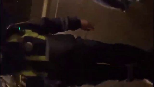 Вот поэтому Москвичей стоит ненавидеть, твари еб*ные, особенно мусоров московских... смотреть онлайн