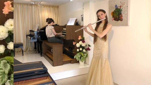 Johann Sebastian Bach Adagio in C BWV 564 by Inez Popko, flute and Nadia Askarova, organ смотреть онлайн