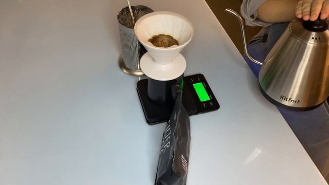 V60 | КОЛУМБИЯ ХЕЛЕНА САЛАЗАР смотреть онлайн