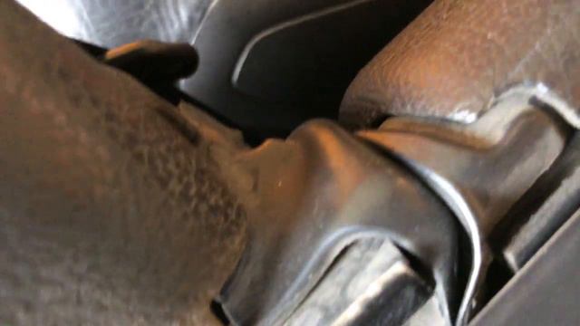 Como Cambiar Las Bocinas Traseras Del Peugeot 206cc