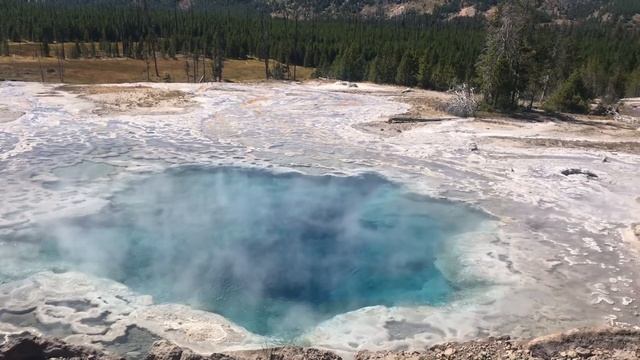 Yellow Stone National Park смотреть онлайн