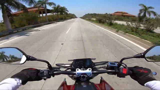 Dominar Vs Interceptor 650 Vs Duke 390 Vs CB300 R in Malayalam смотреть онлайн