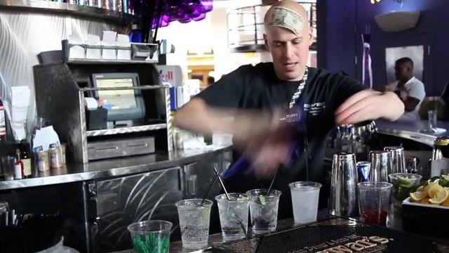 Carnaval Bar in Las Vegas смотреть онлайн