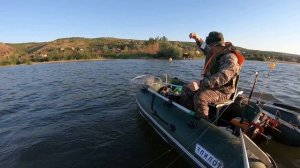 Рыбалка с лодки, снасть «кольцо», река Дон