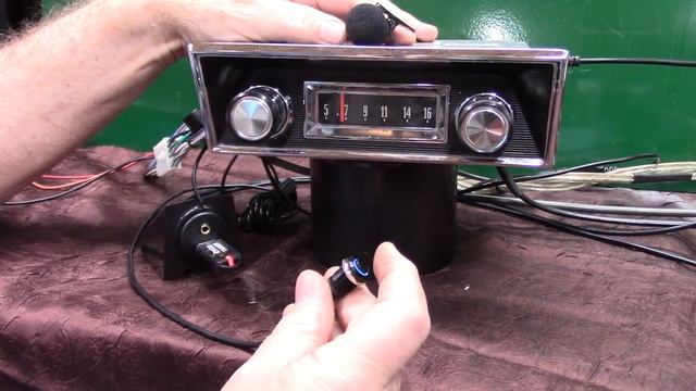 1967 Ford F100 AM radio смотреть онлайн