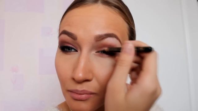 Смоки айз , макияж в розово-красных тонах, красные тени смотреть онлайн