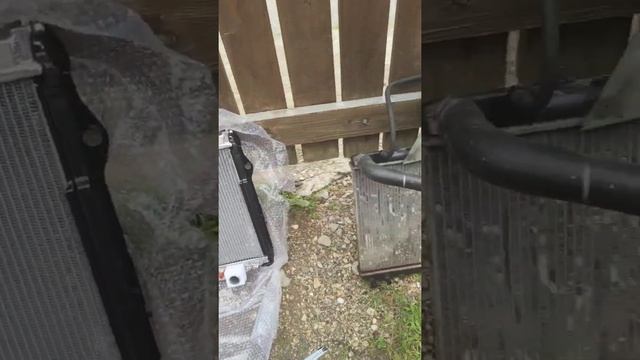 Радиатор ссангенг Корандо и AJS