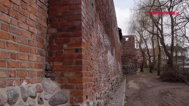 Pasłęk. Zamek Krzyżacki, Mury Miejskie, Gotycki Kościół Bartłomieja, Ratusz. Co Zobaczyć. Atrakcje