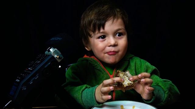 Мед. Мёд. АСМР. ASMR. Рубрика попробуй.