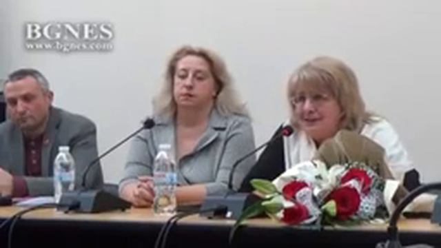 Проф. Лилия Илиева: Текстът е много труден за превод смотреть онлайн