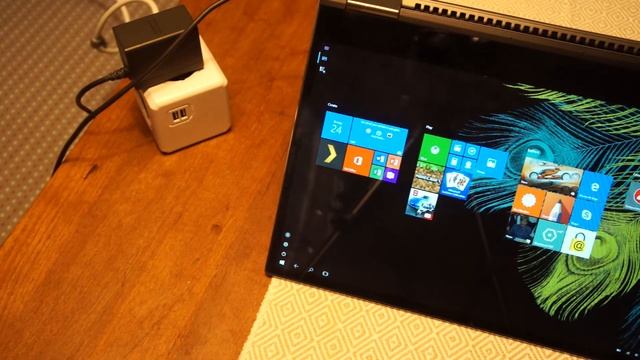 Lenovo Yoga 720 & 730 15" USB-C Charging - Does it work? смотреть онлайн