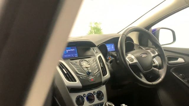 Ford Focus 1.6 TDCi Zetec S 5dr Walkthrough смотреть онлайн