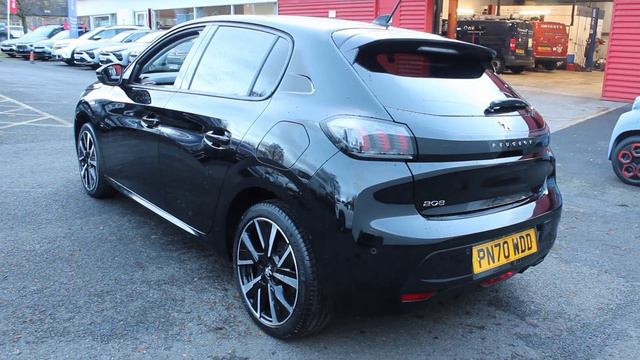 Peugeot 208 | 1.2 PureTech 100 Allure 5dr | Black смотреть онлайн