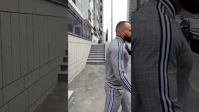 Мужской спортивный костюм осень-весна на молнии в клетку, Синий на манжетах смотреть онлайн