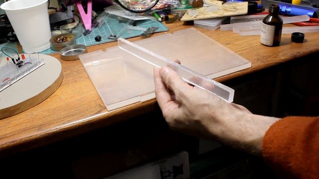 Делаем кормушку для птиц из старого монитора смотреть онлайн