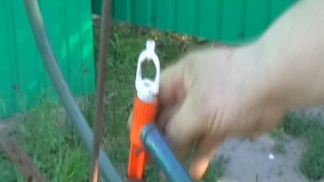 Полив огорода не испачкав ноги смотреть онлайн