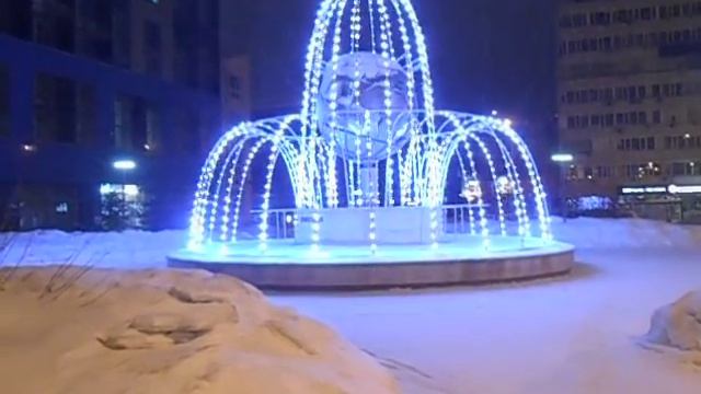 Зимний фонтан Новосибирска/Winter fountain Novosibirsk/De Winter fontein Novosibirsk смотреть онлайн