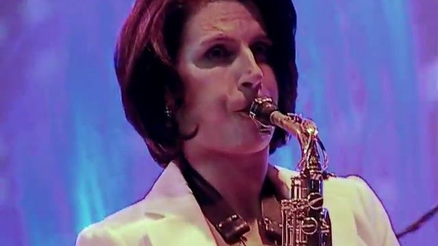 Saxolady plays Georgia смотреть онлайн