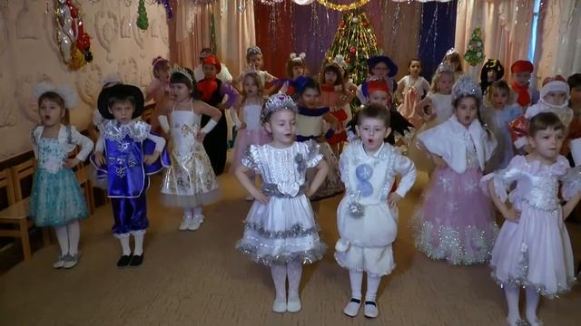 Новогодний утренник в детском саду смотреть онлайн
