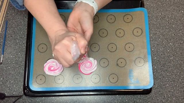 Безе которое всегда получается Швейцарская меренга на палочке,пошаговый рецепт, Кулинарим с Татьяно смотреть онлайн