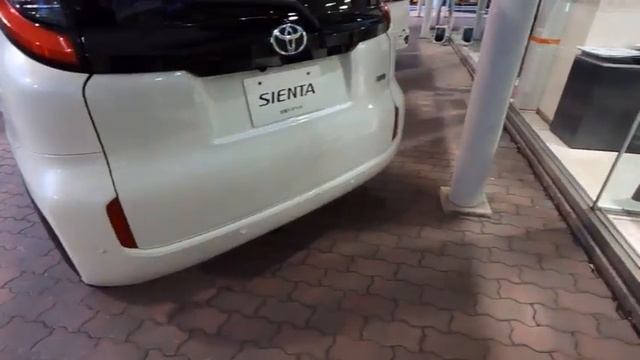 TOYOTA　SIENTA HYBRID　Z /トヨタ　シエンタ　ハイブリッド　Z 7人乗り　ホワイトパールクリスタルシャイン