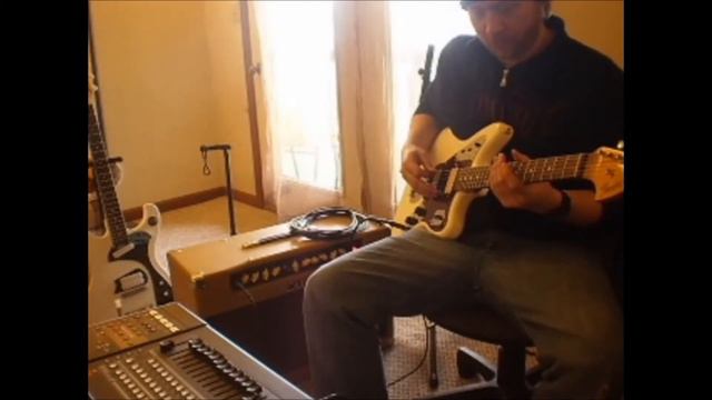 Carvin Bel Air 2x12 with Fender Jaguar HH Demo смотреть онлайн