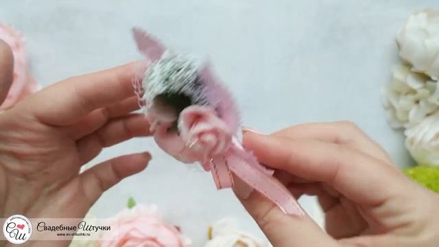 Бутоньерка для жениха "Макс" (розовый) смотреть онлайн