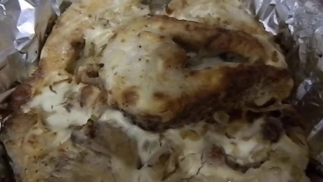 Щука в сметане с луком из духовки. смотреть онлайн