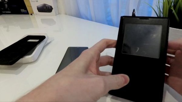 GlobalReview - Обзор и сравнение чехла Samsung Clear View Standing Cover для Galaxy Note8