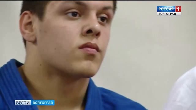 Волгоградец Тимур Махмадов выиграл серебряную медаль первенства России по самбо смотреть онлайн