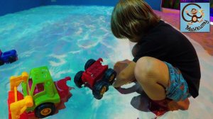 Машинки в песке, бассейн с шариками, детский лабиринт. МанкиТайм в Таиланде