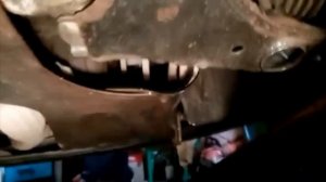 Шевроле ЛАНОС 2008 1.5.Замена датчика масла.