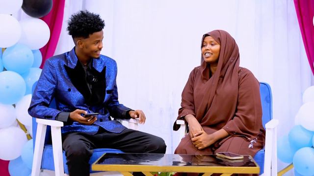 Geenyada Madoow | Ronaldo ama Messi | Waligaa Jacayl Dartiis ma u ooysay | Tixanaha Ramadaanka смотреть онлайн