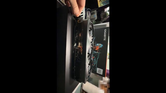 Gigabyte Geforce RTX 4090 Gaming OC Unboxing & Hands On In P смотреть онлайн