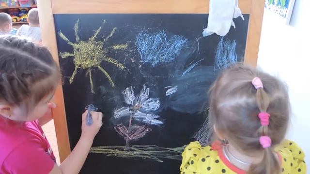 Видеоролик развивающей предметно-пространственной среды средней группы №9 МАДОУ № 49 г Салават смотреть онлайн