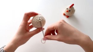 Мастер-класс, вяжем пасхальную курочку крючком