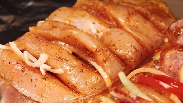 30 минут и готово! Быстрый праздничный рецепт из куриной грудки. Курица Хассельбак по-каджунски. смотреть онлайн