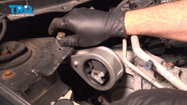 How to Replace Upper Engine Torque Strut Mount 2008-2013 Nissan Rogue смотреть онлайн