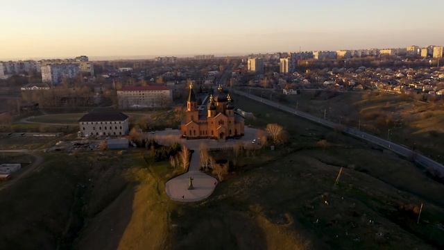Наш Мариуполь с высоты. Левобережный район. Ляпино. Острова Азовского моря. Полуостров Ялос. Бакаи. смотреть онлайн