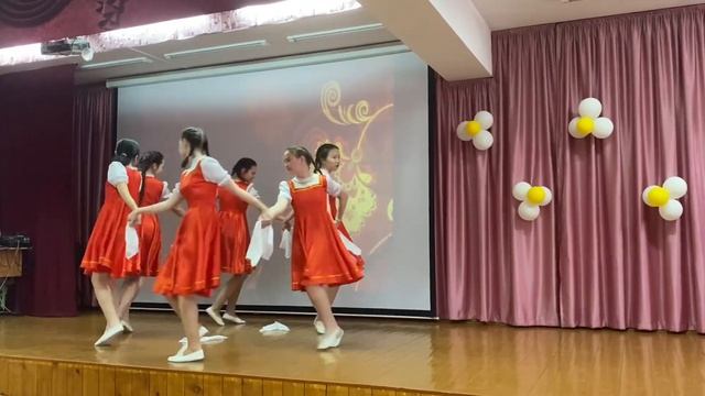 Русско-народный танец "Лебёдушка" смотреть онлайн