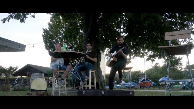 Concert + Irish Session @ Sun Sea Bar, Vinelz (Quirill's Journey Ep.1) смотреть онлайн