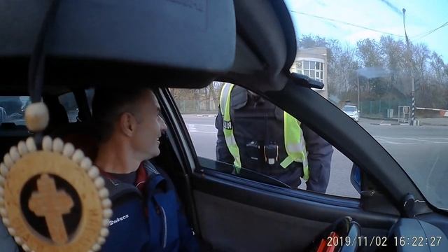 Юра ПДД не нарушает! смотреть онлайн